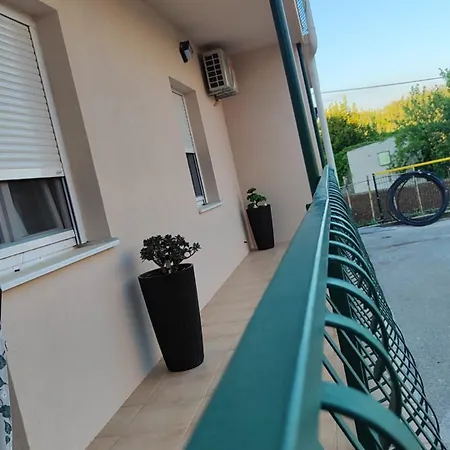 Apartman Anamaria *